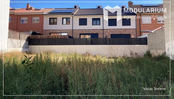 Terreno en calle de Antonio Machado, 15