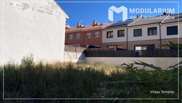 Terreno en calle de Antonio Machado, 15