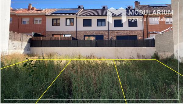 Terreno en calle de Antonio Machado, 15