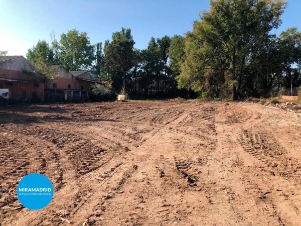 Terreno en calle Huelga