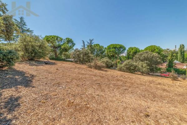 Terreno en calle Siete Picos