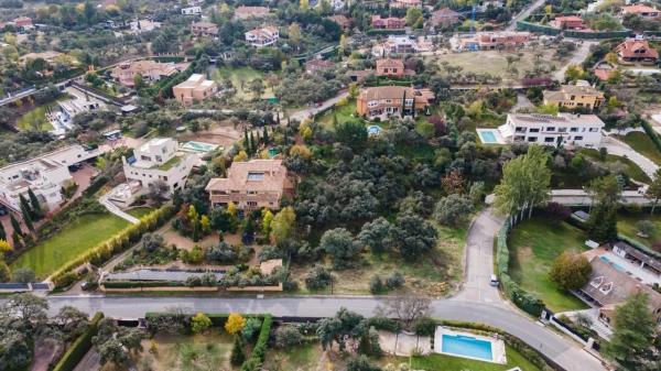 Terreno en paseo del Embajador, 317 -b