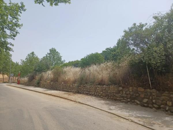 Terreno en calle Madrid