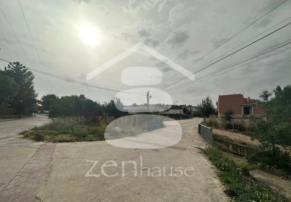 Terreno en calle del Espinar, 28