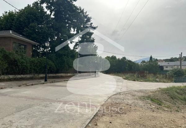 Terreno en calle del Espinar, 28
