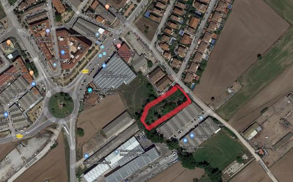 Terreno en calle Huelga, 6