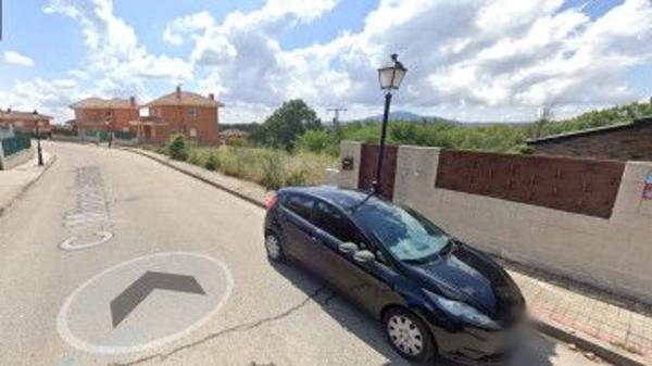 Terreno en calle Miguel Hernandez