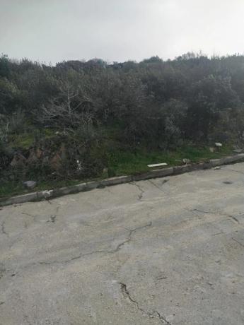 Terreno en calle Arroyo Tres Cantos, 28