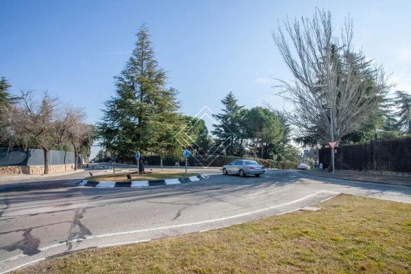 Terreno en La Moraleja urbanización