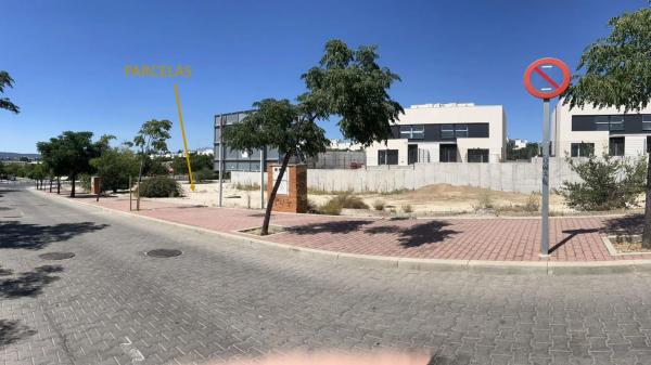 Terreno en calle del Doctor Torres Feced, 1