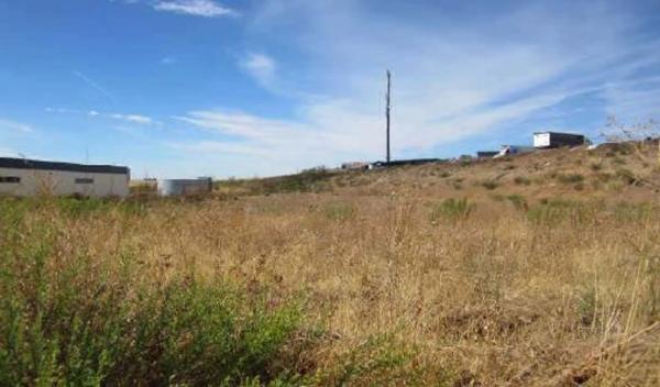 Terreno en Cl Pedro Duque, 5