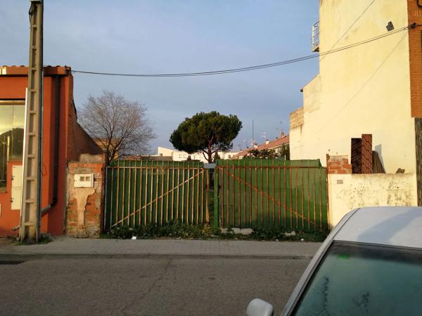 Terreno en calle Torrelaguna, 7
