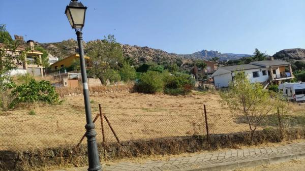 Terreno en calle de la Cigüeña, 24