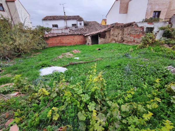 Terreno en calle Constitución, 90