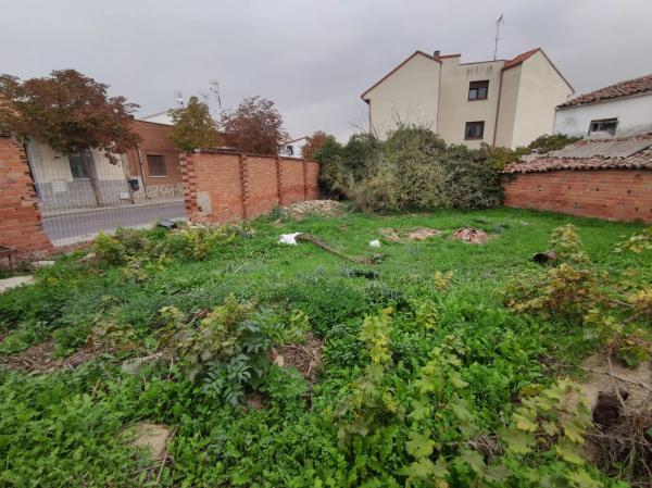 Terreno en calle Constitución, 90