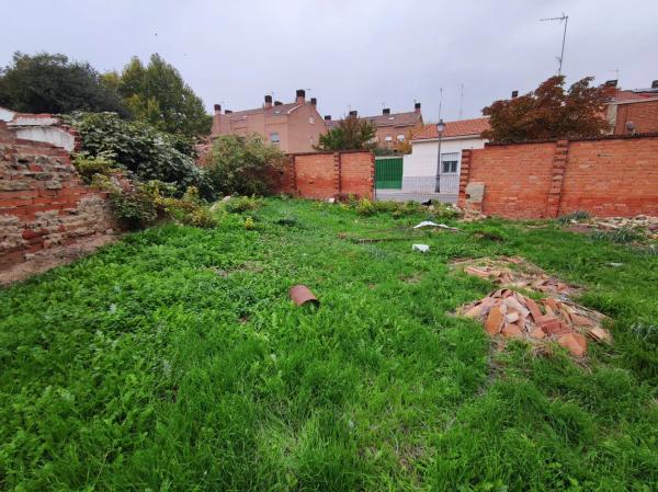 Terreno en calle Constitución, 90