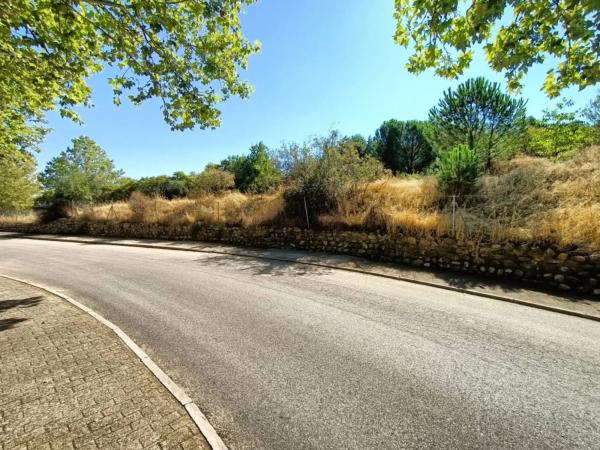 Terreno en calle Madrid