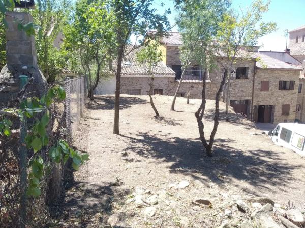 Terreno en travesía del Carbón, 5