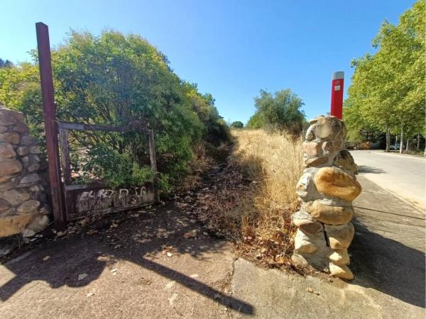 Terreno en calle Madrid