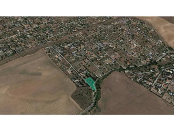 Terreno en calle Madrid