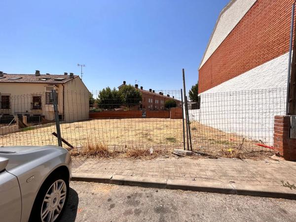 Terreno en calle de la pendiente, 7