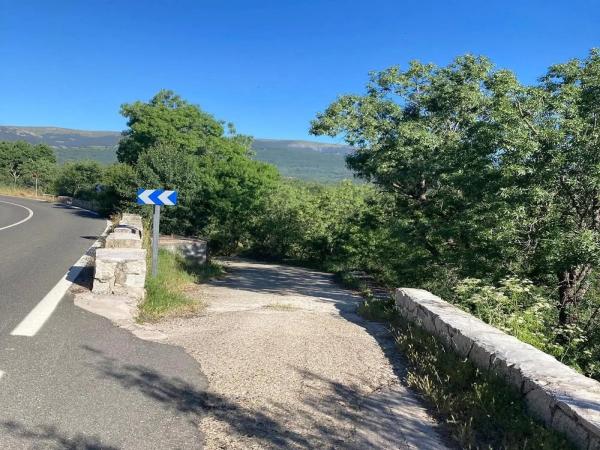 Terreno en calle Cantueso, 25