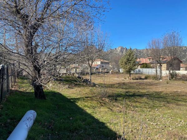 Terreno en calle Redueña, 15