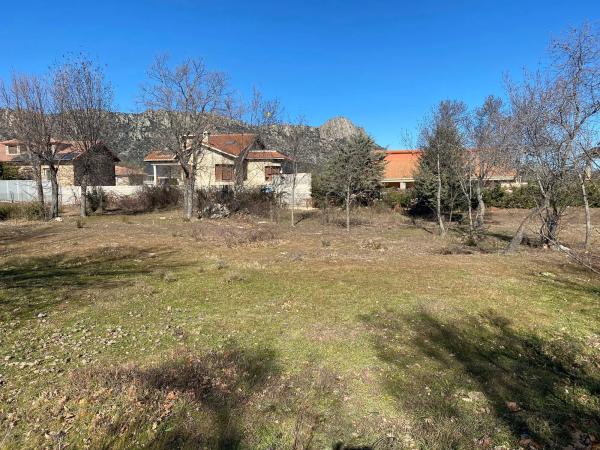 Terreno en calle Redueña, 15