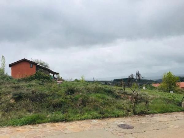 Terreno en travesía Hontana, 24