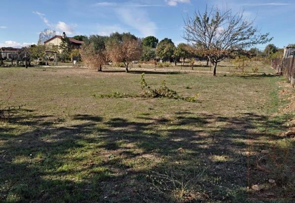 Terreno en calle del Ruiseñor, 4