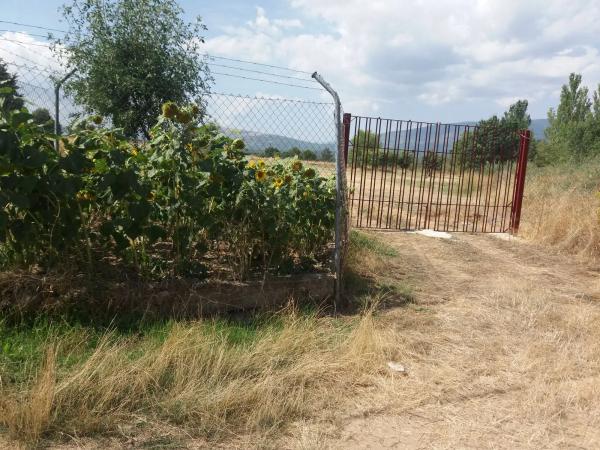 Terreno en Urbanización los Redondos, 75