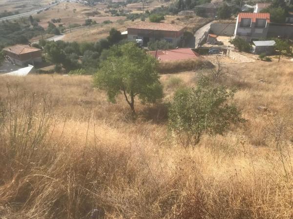 Terreno en calle el Almendro