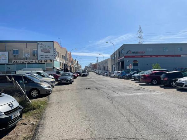 Terreno en calle Moralzarzal s/n