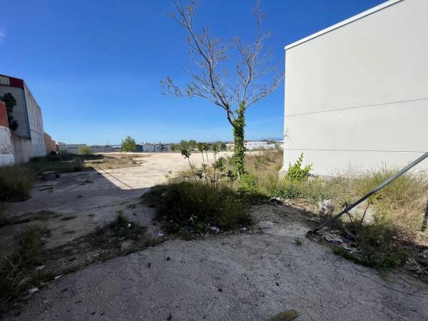 Terreno en calle Moralzarzal s/n