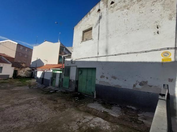 Terreno en calle Colon