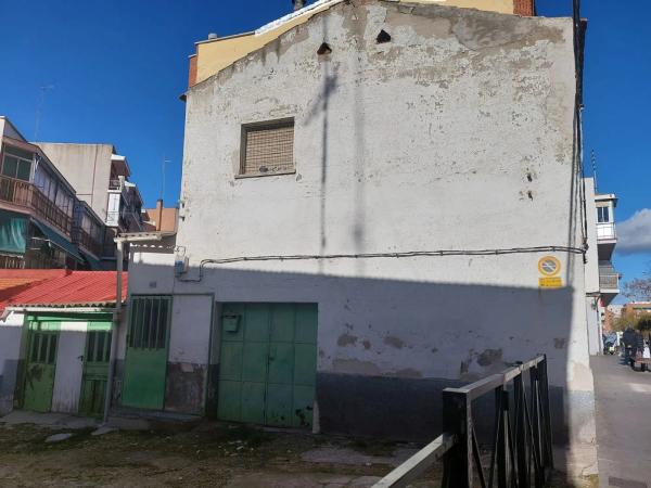 Terreno en calle Colon