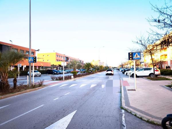 Terreno en avenida de la Unión Europea