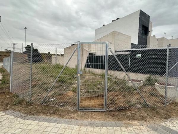 Terreno en calle de Zurbarán, 33
