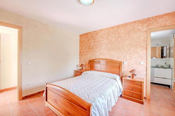 Terreno en avenida de Los Olivares