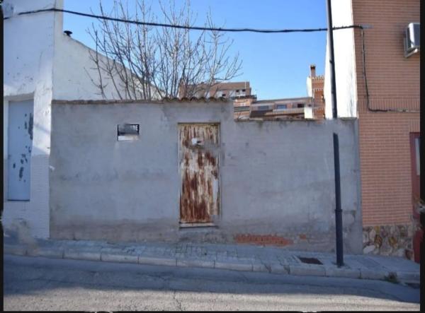 Terreno en calle Caretos