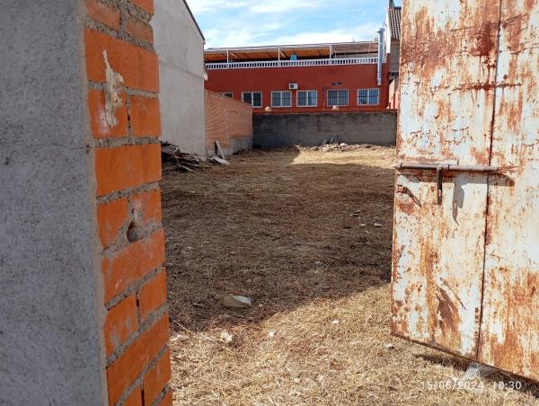 Terreno en calle Fernández Victorio, 21