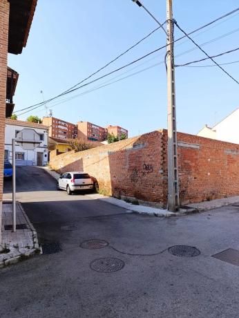 Terreno en calle de la Amapola