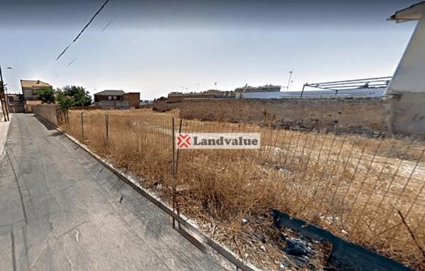 Terreno en calle del Valle, 2