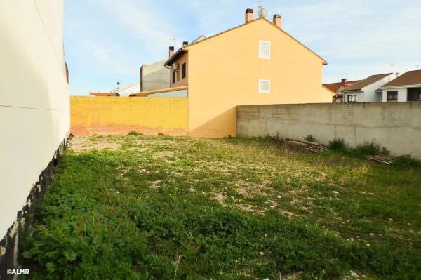 Terreno en calle Picos de Europa, 4