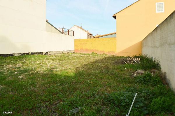 Terreno en calle Picos de Europa, 4