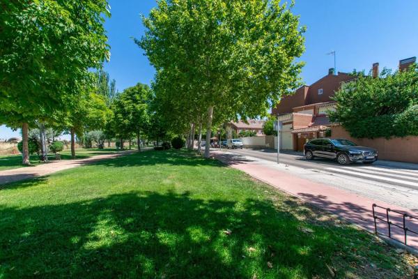 Terreno en calle Ecuador, 2
