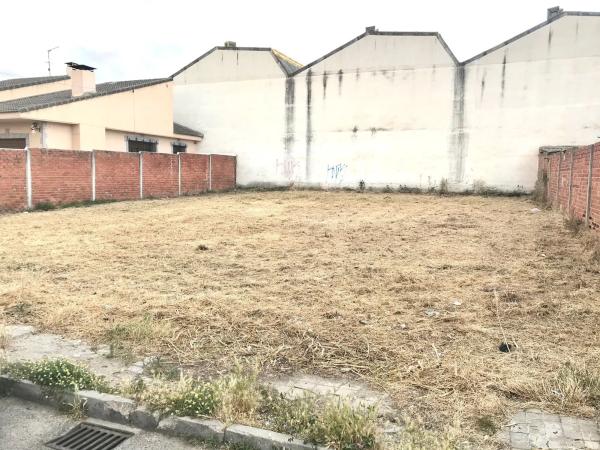 Terreno en calle de Pablo Casals, 8