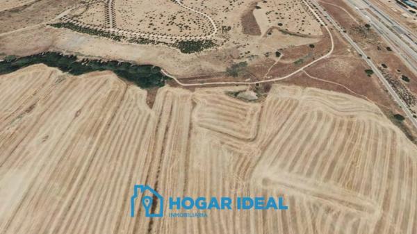 Terreno en avenida Hispanidad