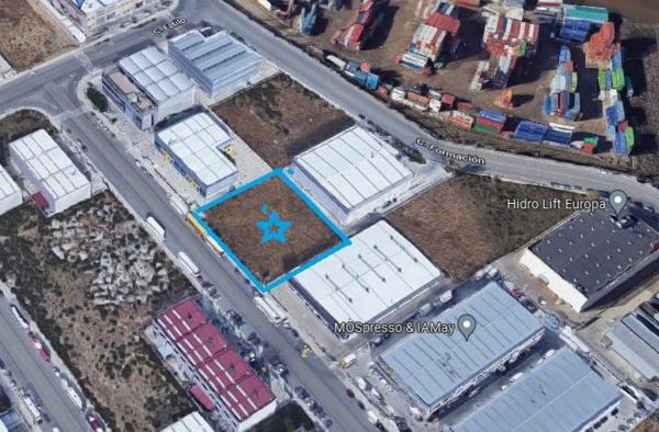 Terreno en calle Trabajo, 5