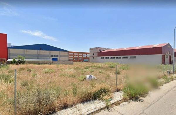 Terreno en calle Marconi, 38